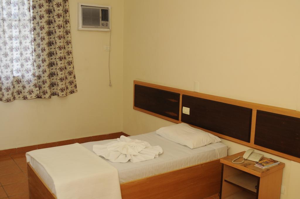 Gutemberg Plaza Hotel Nova Serrana Oda fotoğraf